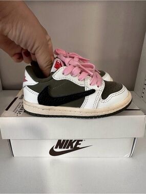 Travis Scott Medium Olive Toddler